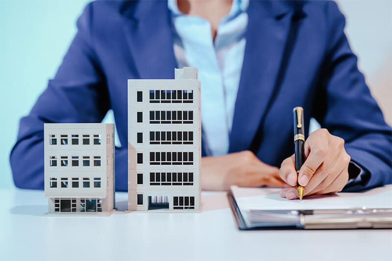 Estrategias de crecimiento empresarial: compra de acciones o activos