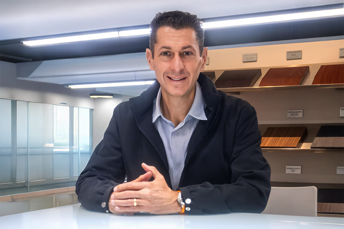 Julio Hirschfeld: adaptación e innovación empresarial en PM STEELE